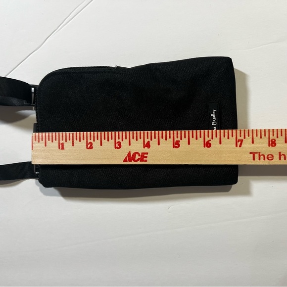 Vera Bradley Crossbody Phone Purse Black Floral Pattern - Picture 3 of 6